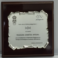 Placa alpaca grabada